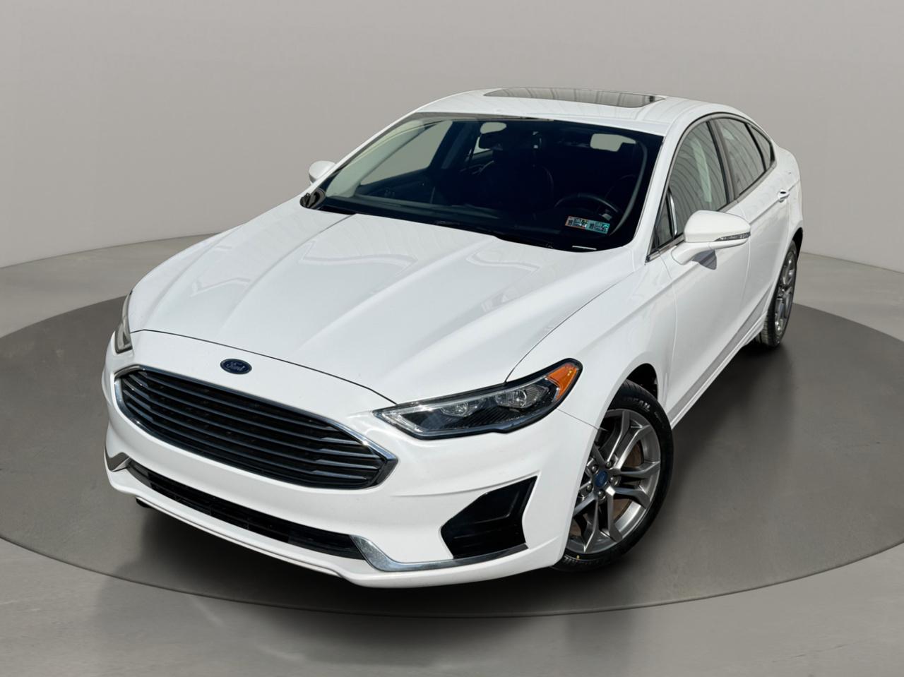 Ford Fusion SEL FWD 2019