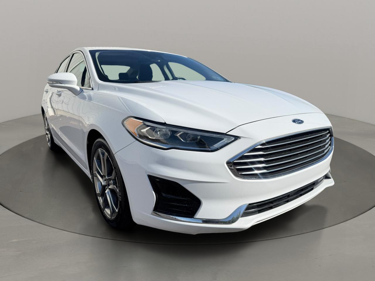 Ford Fusion SEL FWD 2019