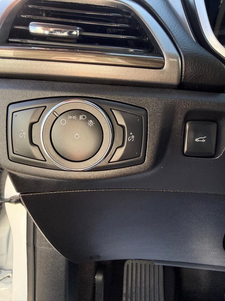 Ford Fusion SEL FWD 2019