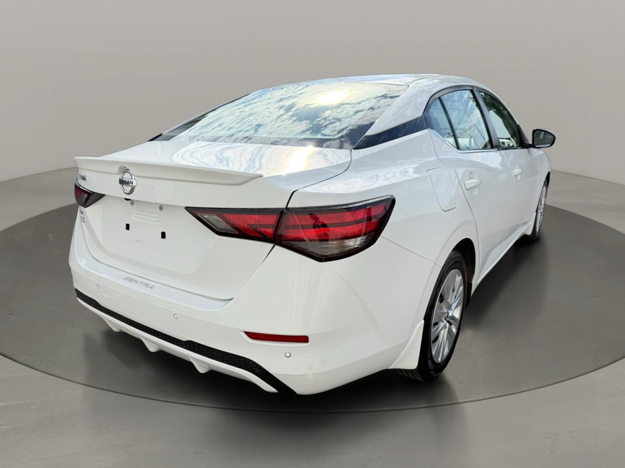 Nissan Sentra S CVT 2021