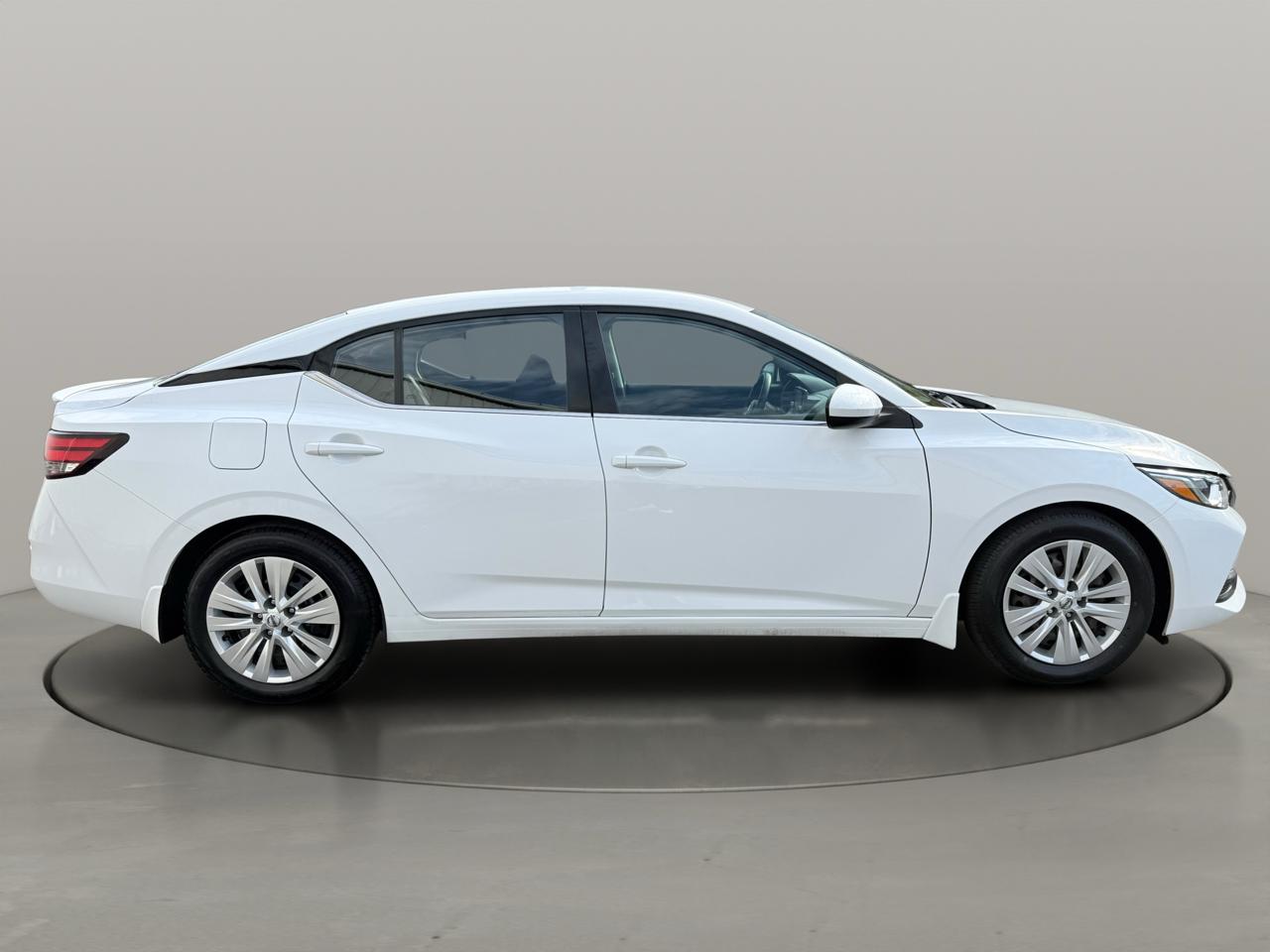 Nissan Sentra S CVT 2021
