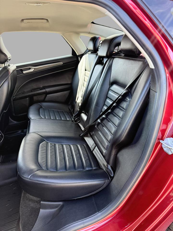 Ford Fusion SE FWD 2017