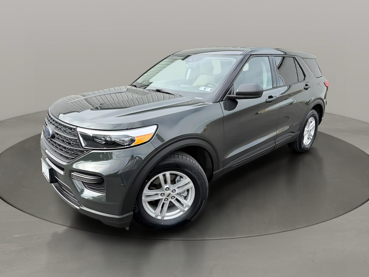 Ford Explorer Base 4WD 2022