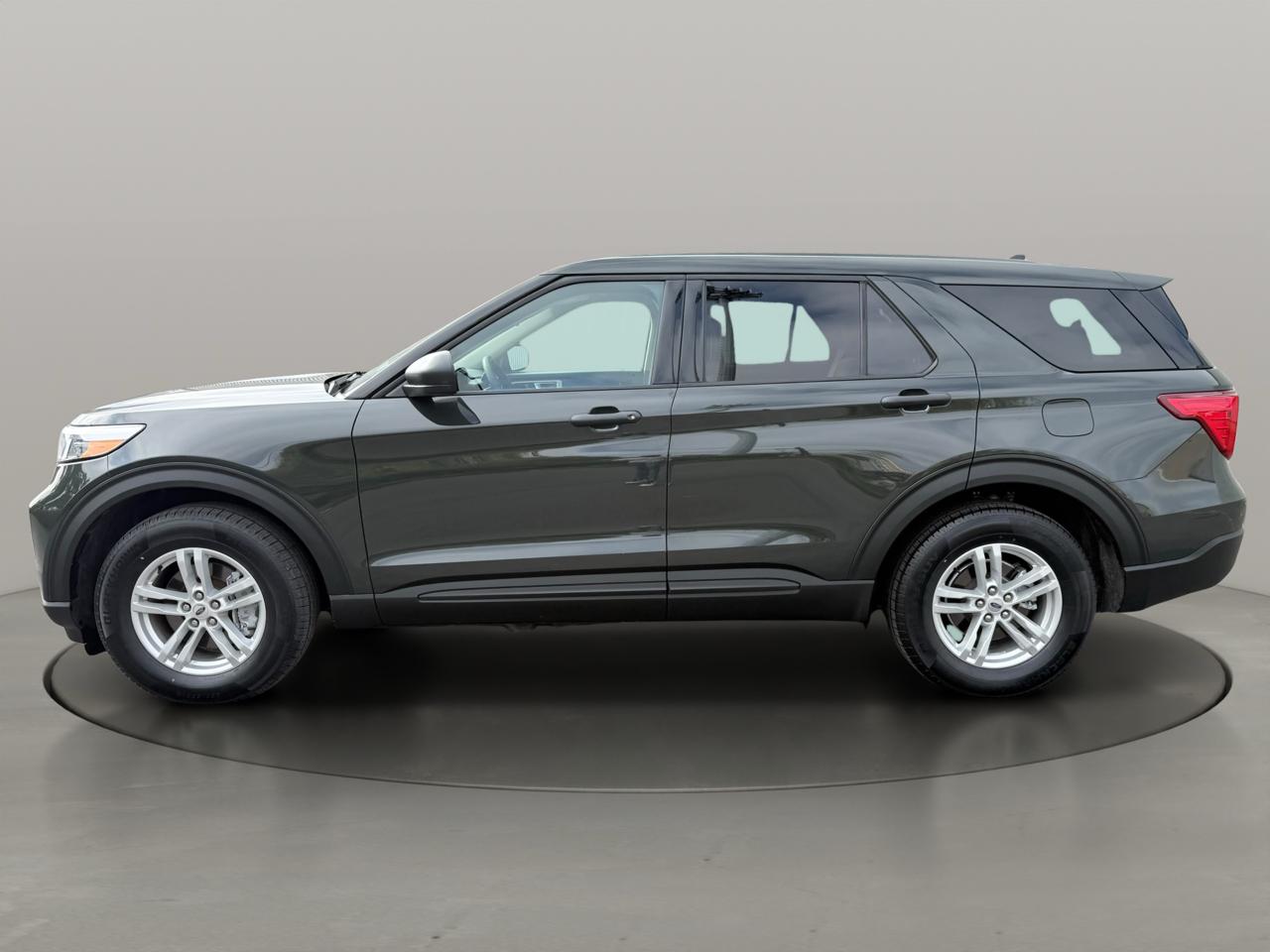 Ford Explorer Base 4WD 2022