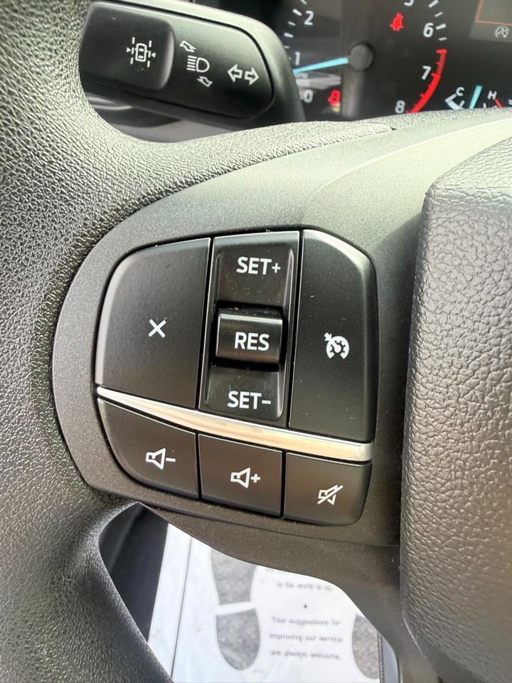 Ford Explorer Base 4WD 2022