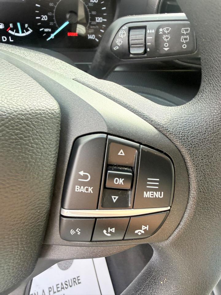 Ford Explorer Base 4WD 2022