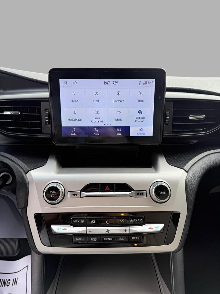 Ford Explorer Base 4WD 2022