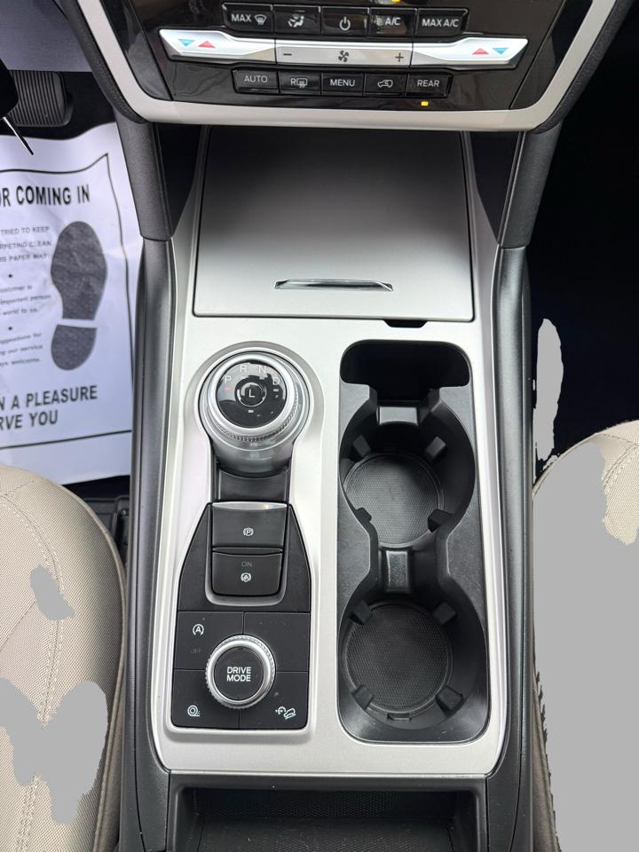 Ford Explorer Base 4WD 2022