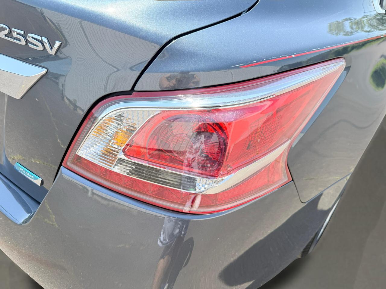 Nissan Altima 4dr Sdn I4 2.5 SV 2013
