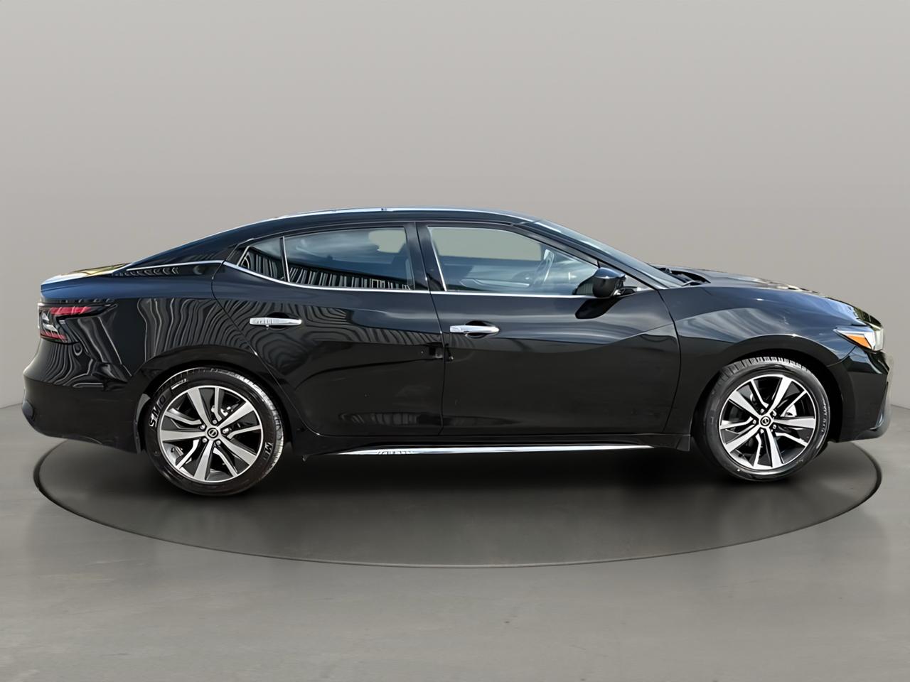 Nissan Maxima S 3.5L 2020