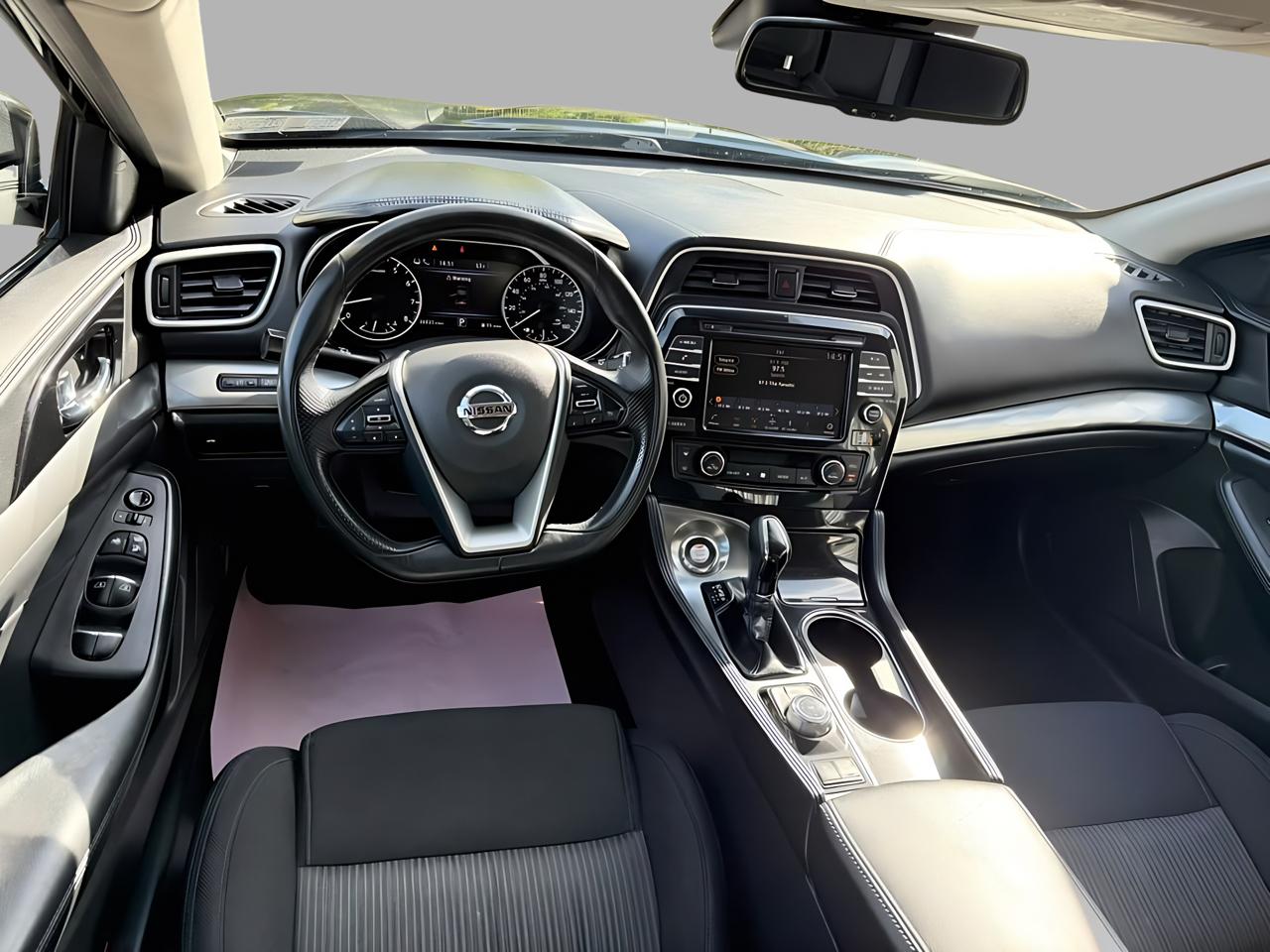 Nissan Maxima S 3.5L 2020