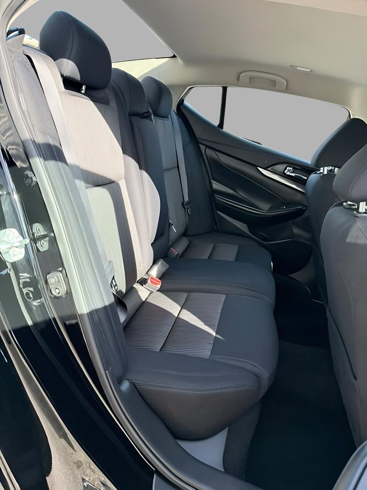 Nissan Maxima S 3.5L 2020