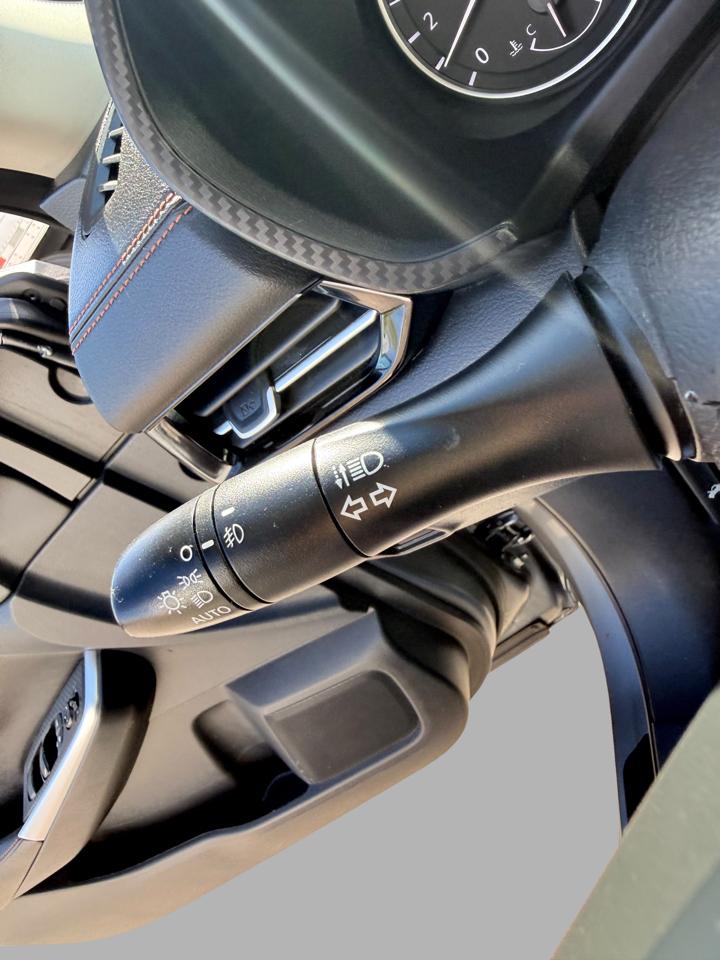 Nissan Sentra SR CVT 2022