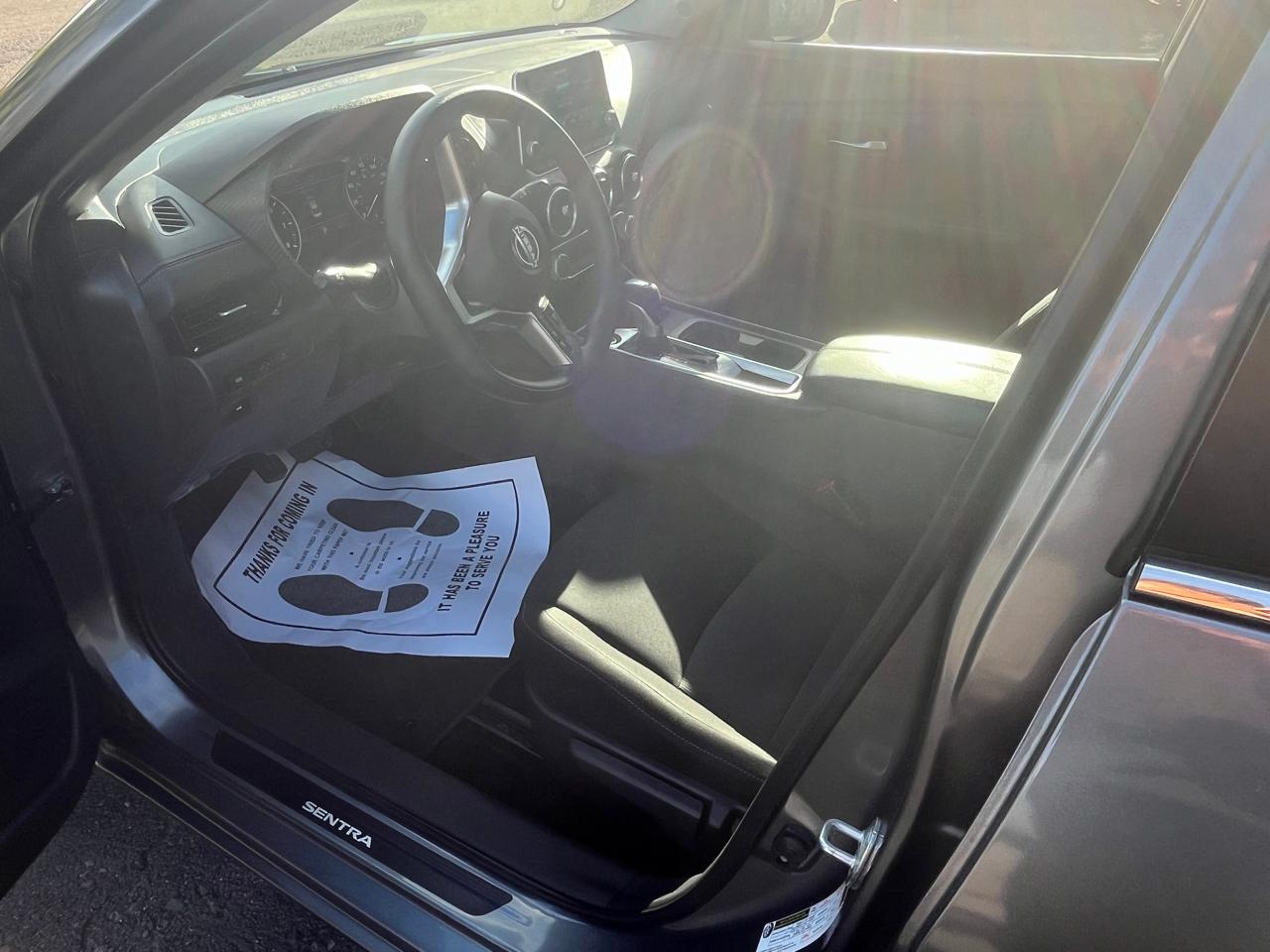 Nissan Sentra SV CVT 2025