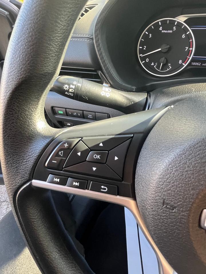 Nissan Sentra SV CVT 2025