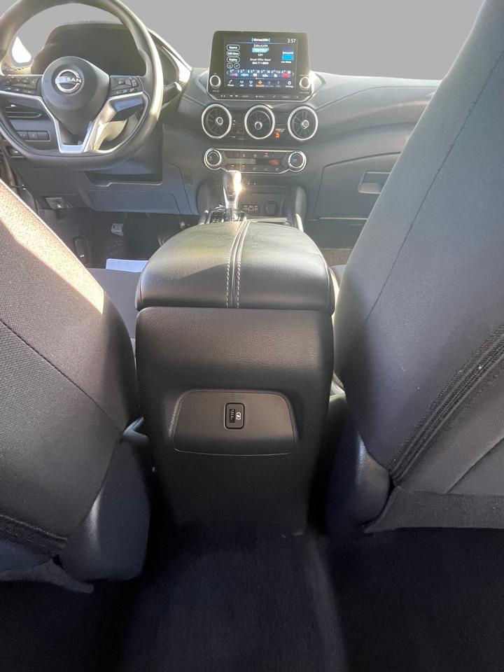 Nissan Sentra SV CVT 2025