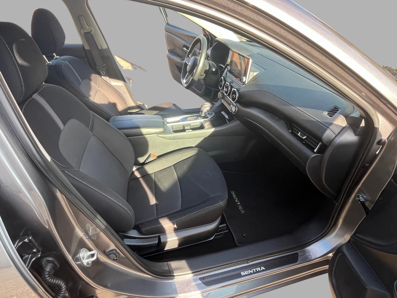 Nissan Sentra SV CVT 2025