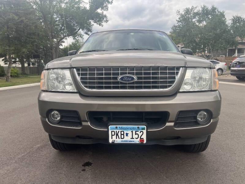 2004 Ford Explorer XLT - Photo 6