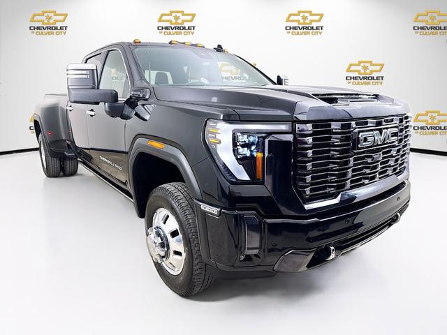 Onyx Black 2024 GMC Sierra 3500HD Denali Ultimate Crew Cab 4WD Pickup Truck Four-Wheel Drive