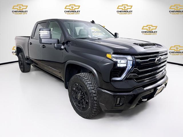 Black 2024 Chevrolet Silverado 2500HD High Country Crew Cab 4WD Pickup Truck Four-Wheel Drive