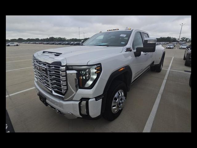 White 2024 GMC Sierra 3500HD Pickup Truck Four-Wheel Drive