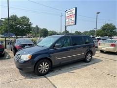 2009 Chrysler Town & Country 