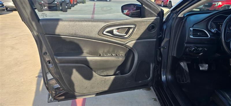 Chrysler 200 Limited 2016