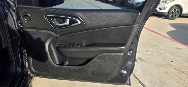 Chrysler 200 Limited 2016