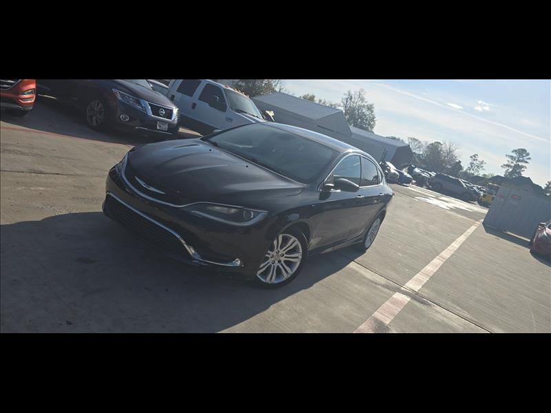 2015 Chrysler 200 Limited