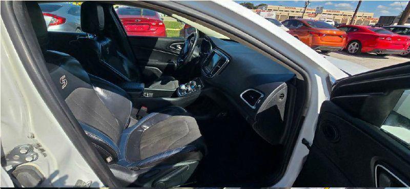 Chrysler 200 Limited 2016
