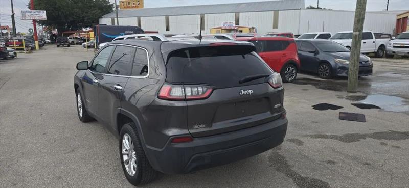 Jeep Cherokee Latitude Plus FWD 2019