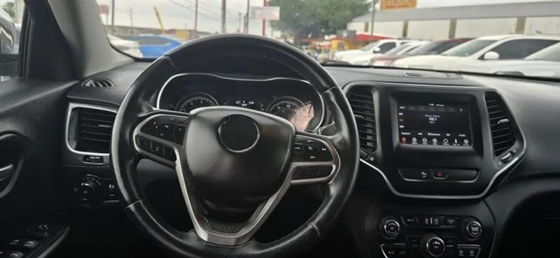 Jeep Cherokee Latitude Plus FWD 2019