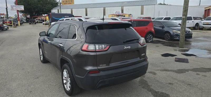 Jeep Cherokee Latitude Plus FWD 2019