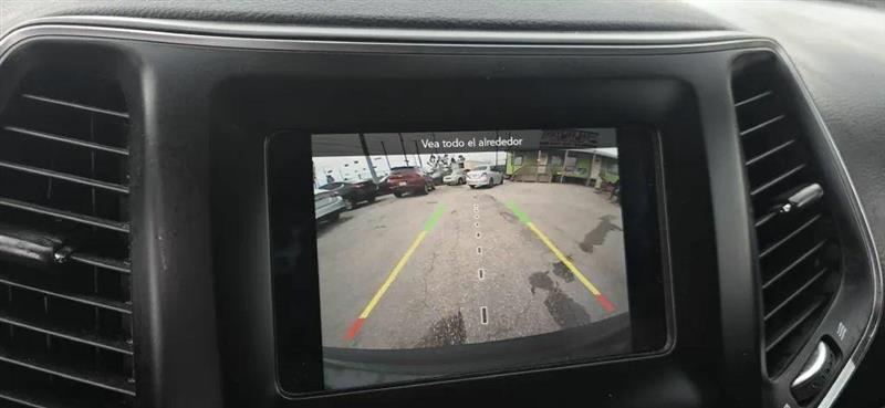 Jeep Cherokee Latitude Plus FWD 2019