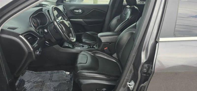 Jeep Cherokee Latitude Plus FWD 2019