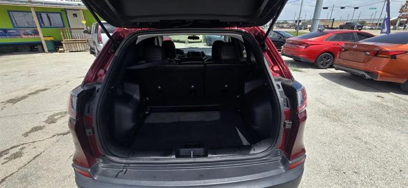 Jeep Cherokee Latitude Plus FWD 2020