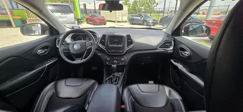 Jeep Cherokee Latitude Plus FWD 2020