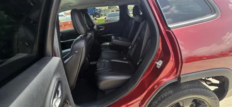 Jeep Cherokee Latitude Plus FWD 2020