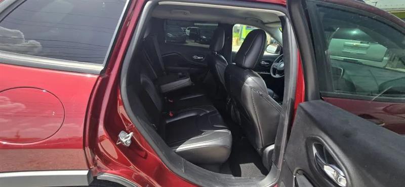 Jeep Cherokee Latitude Plus FWD 2020