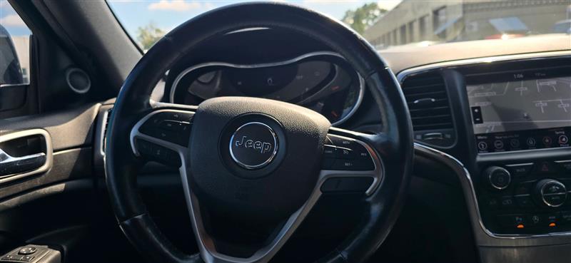 Jeep Grand Cherokee Laredo 2WD 2018