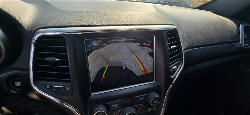 Jeep Grand Cherokee Laredo 2WD 2018