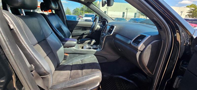 Jeep Grand Cherokee Laredo 2WD 2018