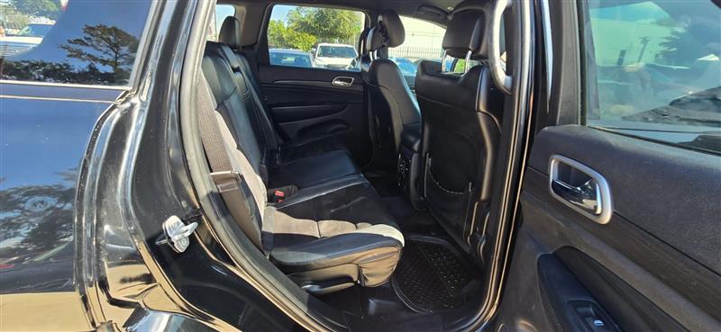 Jeep Grand Cherokee Laredo 2WD 2018