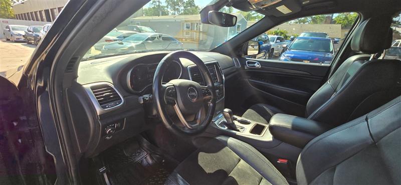 Jeep Grand Cherokee Laredo 2WD 2018