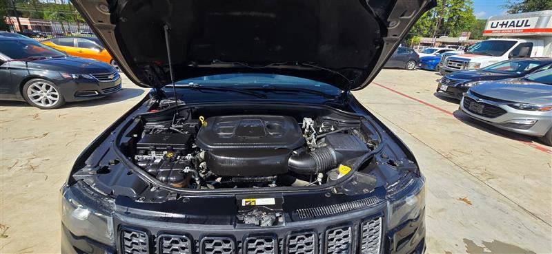 Jeep Grand Cherokee Laredo 2WD 2018