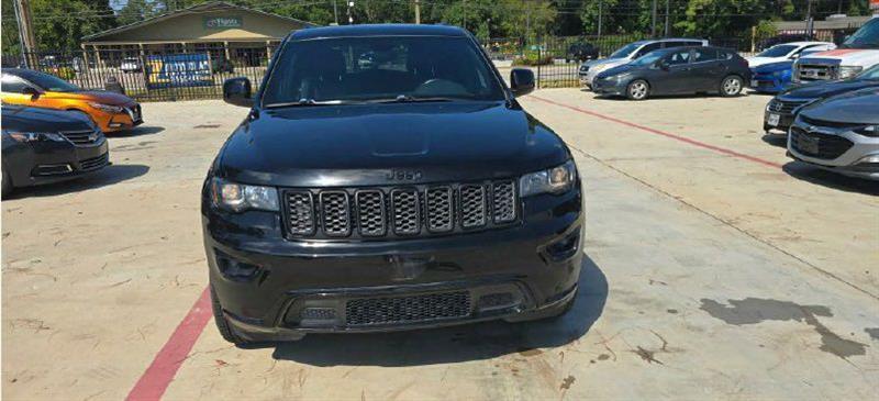 Jeep Grand Cherokee Laredo 2WD 2018