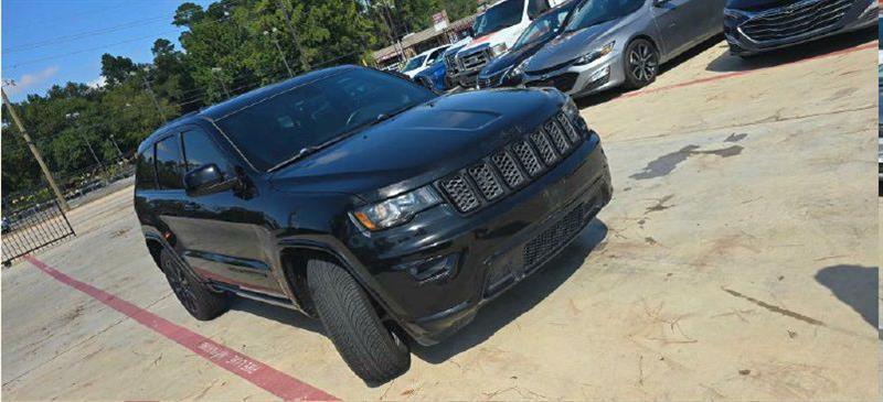 Jeep Grand Cherokee Laredo 2WD 2018