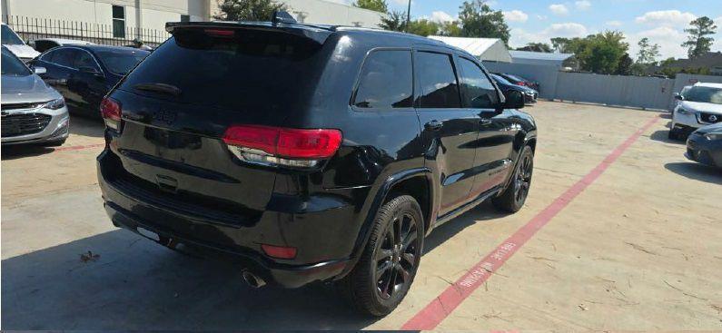 Jeep Grand Cherokee Laredo 2WD 2018