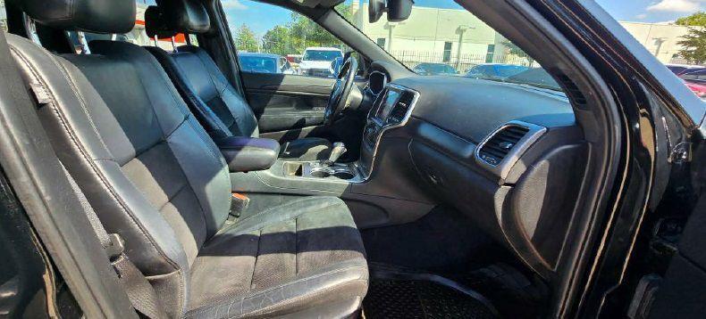 Jeep Grand Cherokee Laredo 2WD 2018