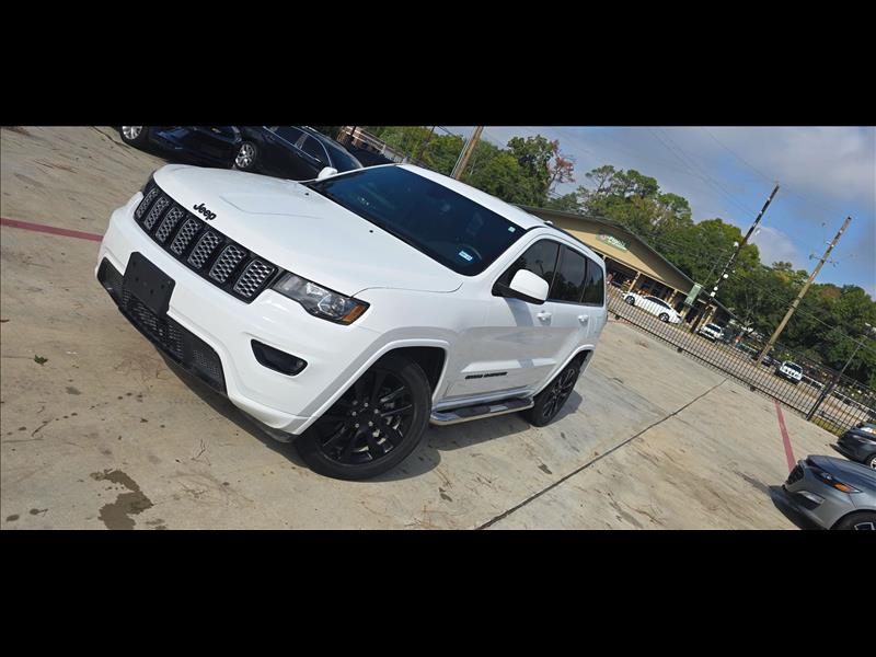 2019 Jeep Grand Cherokee Laredo 2WD